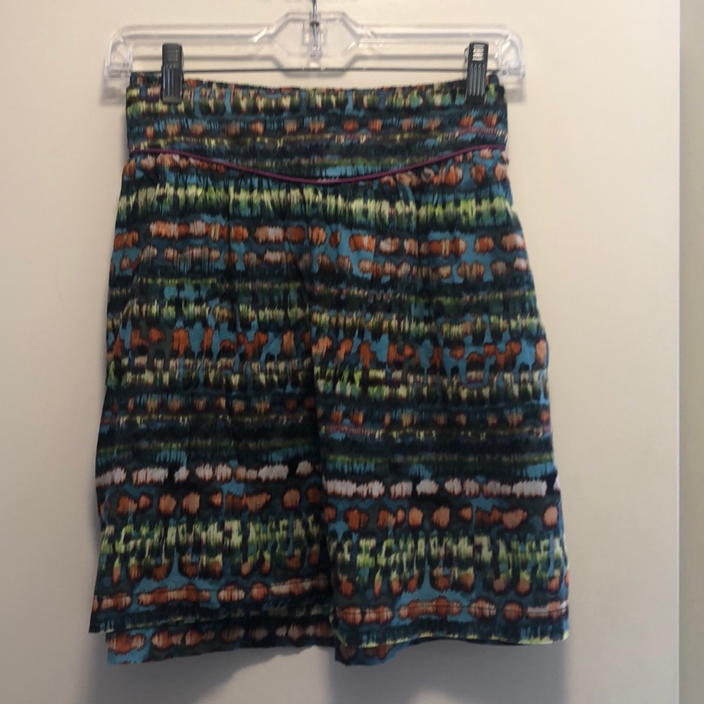 Multi colored Short skirt, size Lg/Xl